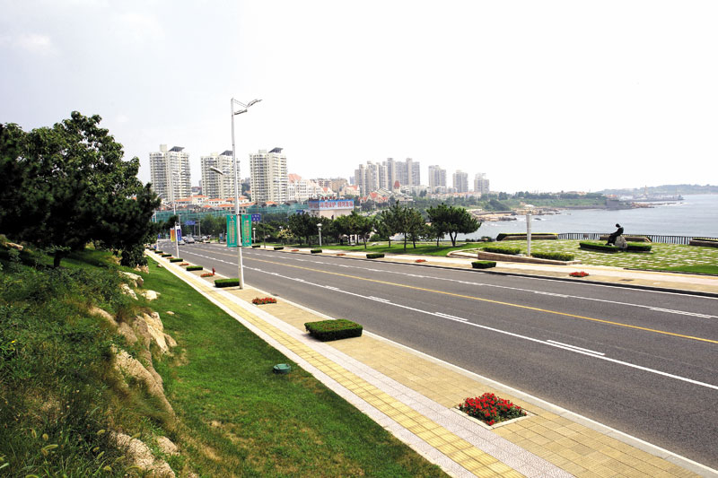 青島市東海路綠化美化環(huán)境工程（魯班獎(jiǎng)、中國市政金杯獎(jiǎng)工程）