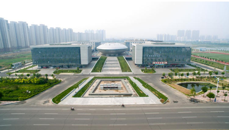 濱州市科技中心工程（全國AAA級安全文明標準化誠信工地\中國建筑工程裝飾獎、泰山杯）